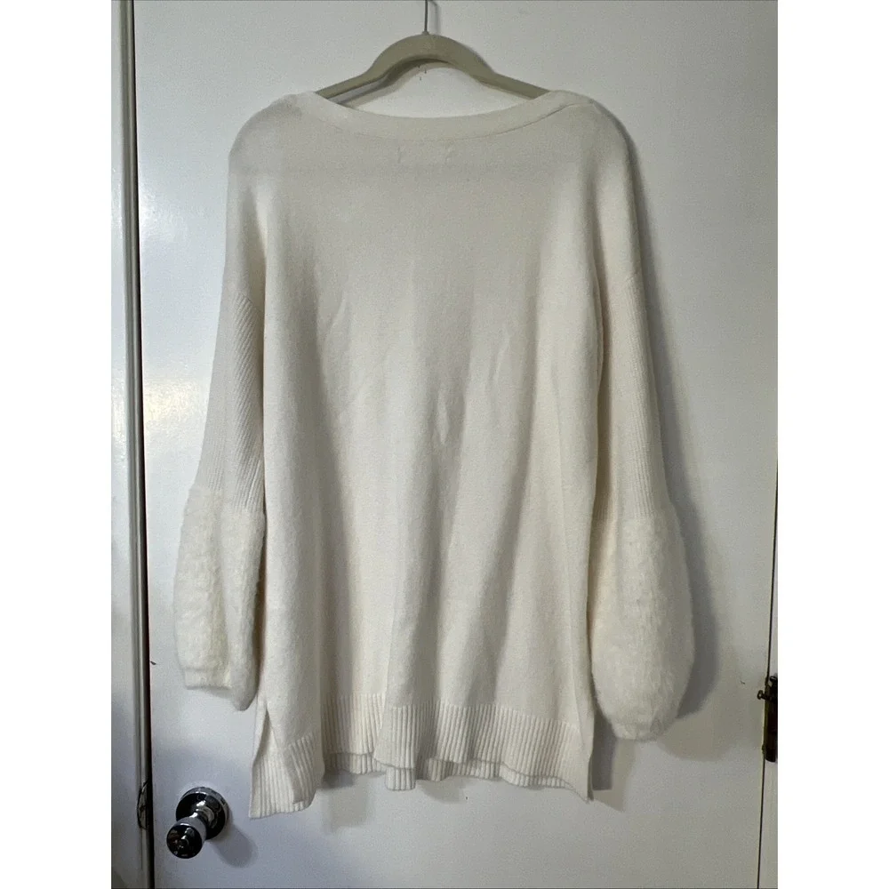 Anthropologie Sz  L‎ Colma  Boat Neck Pullover Sweater  Faux Fur Eyelash Cuffs